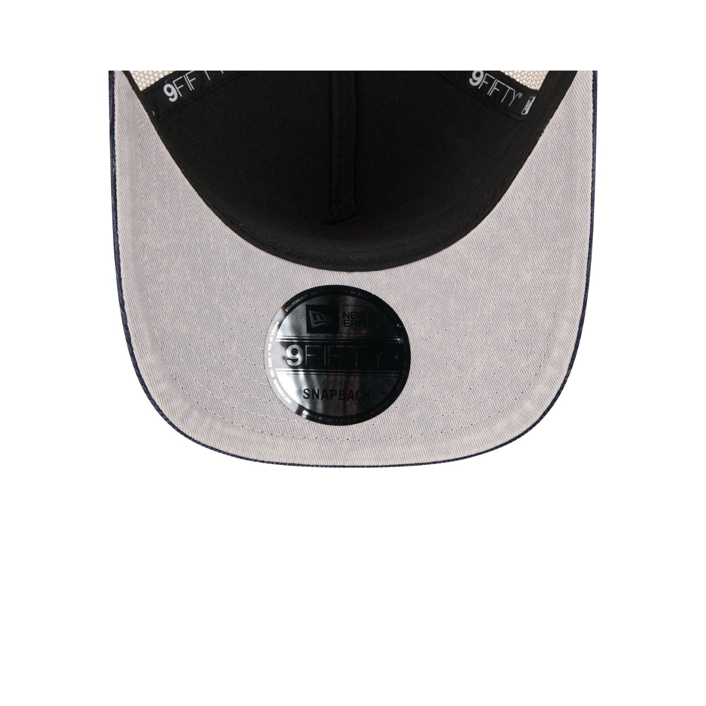 Toronto Maple Leafs Vintage Landscape 9FIFTY A-Frame Trucker Hat