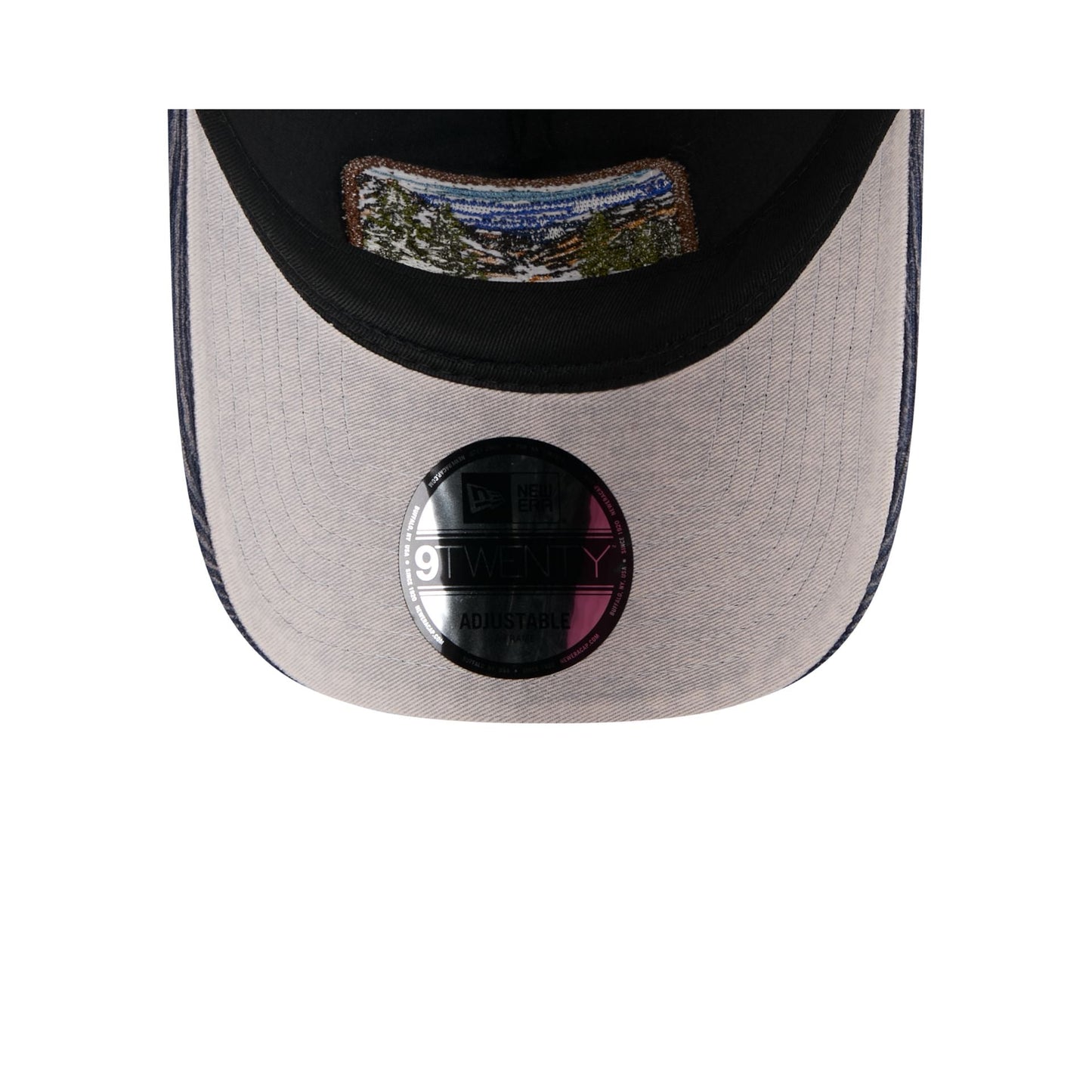 Toronto Maple Leafs Vintage Landscape 9TWENTY A-Frame Trucker Hat