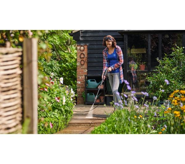 BOSCH UniversalAquatak 135 Pressure Washer - 135 bar