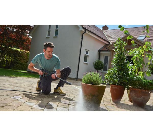 BOSCH UniversalAquatak 135 Pressure Washer - 135 bar