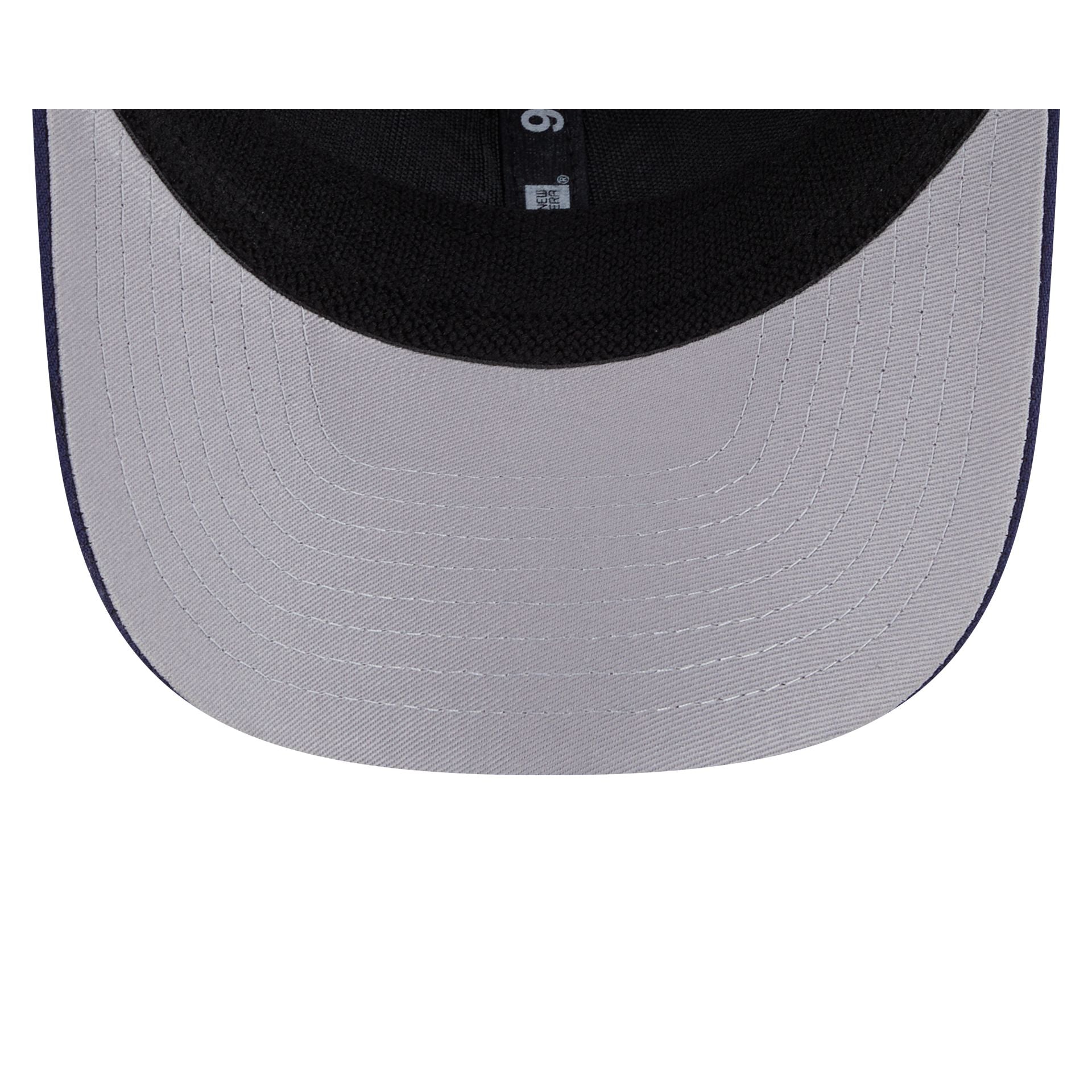 Toronto Maple Leafs Simple 9SEVENTY Trucker Hat