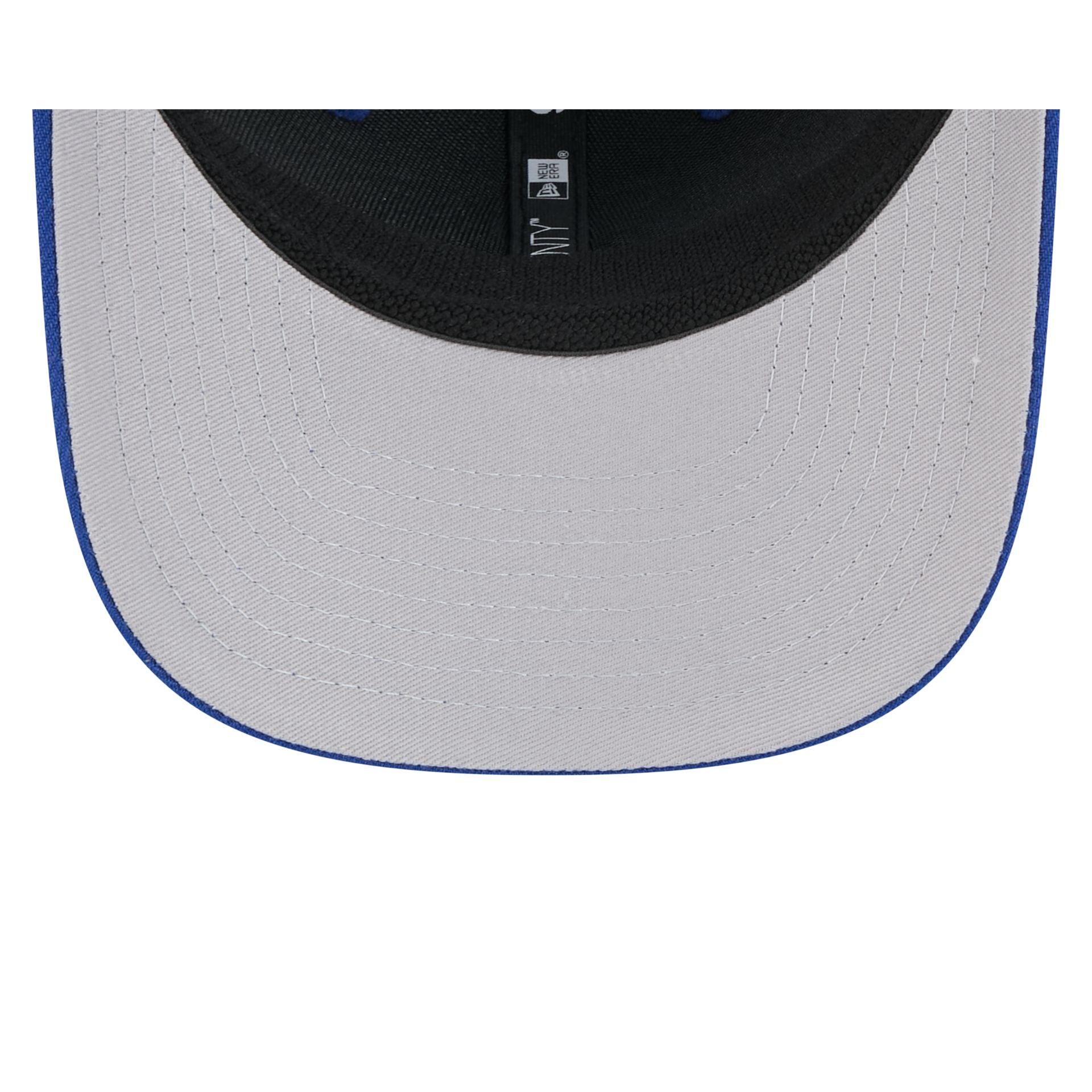 Vancouver Canucks Simple 9SEVENTY Trucker Hat