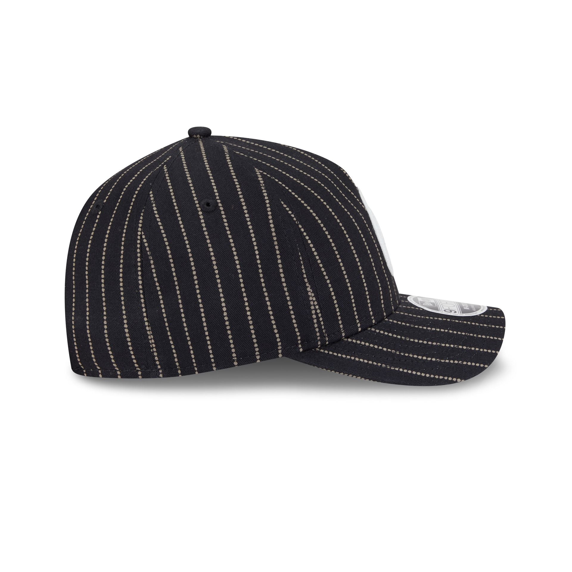 Atlanta Braves Dotted Pinstripe 9FORTY M-Crown A-Frame Adjustable Hat