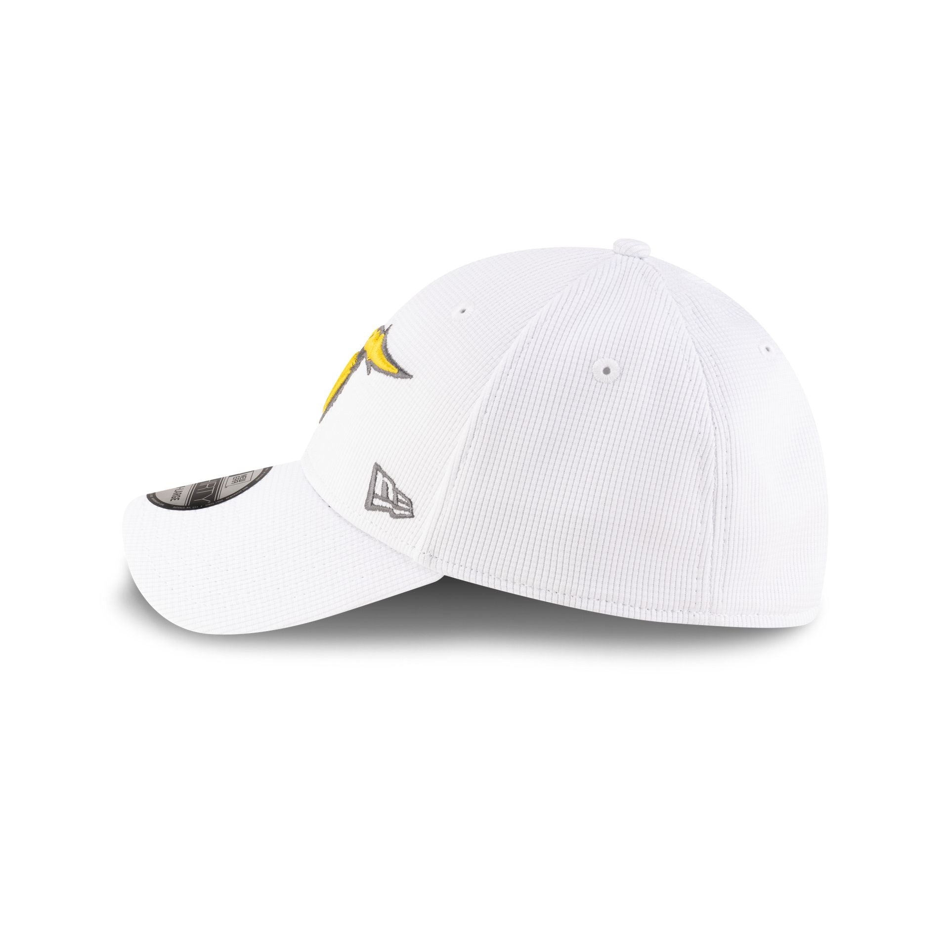 San Antonio Brahmas White 39THIRTY Stretch Fit Hat