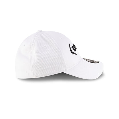 UFL White 39THIRTY Stretch Fit Hat